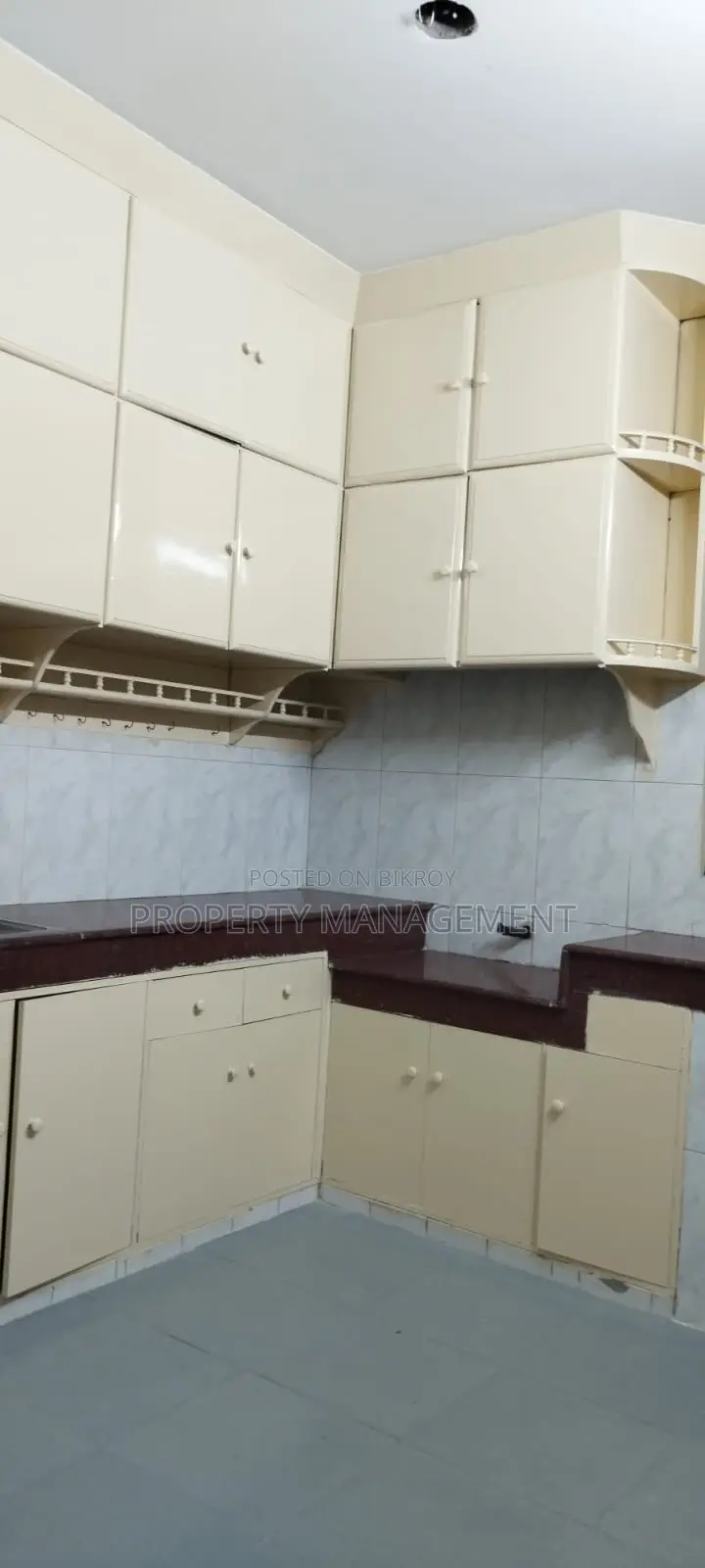 2400Sqft unfurnished Apartment Rent 3Bed 4Bath Banani Nice View