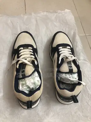 Apex Shoes