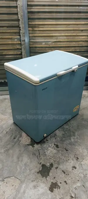 একটি ১৪৫ লিটার ডিপ ফ্রিজ বিক্রি করা হবে