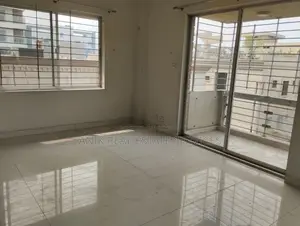 বনানীতে ভালো মানের ৪ বেডরুমের ফ্ল্যাট ভাড়া