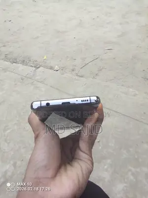 Samsung Galaxy S10 Plus ৮/১২৮ (ব্যবহৃত)