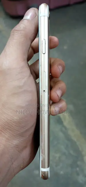 Apple iPhone 6S . (Used)