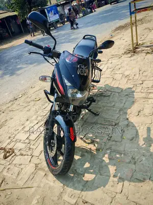 Bajaj Pulsar 150 . 2020