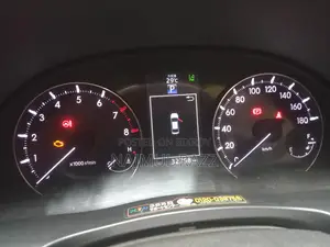 Toyota Premio , 2016