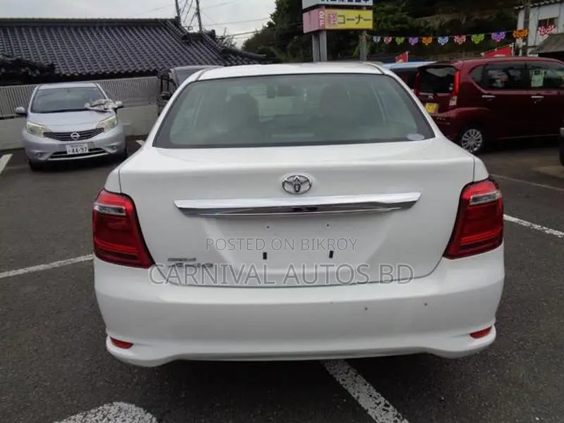 Toyota Axio EX PACKAGE 2020
