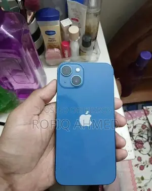 Apple iPhone 13 . (Used)