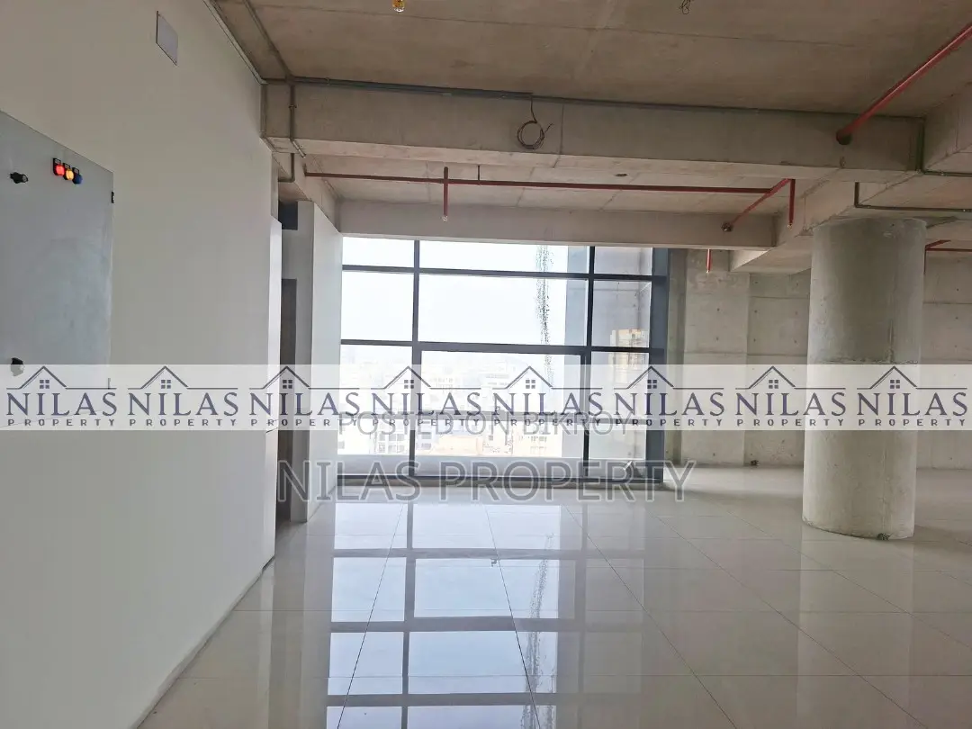 Commercial Space with Terrace Ready for Rent in Dhanmondi