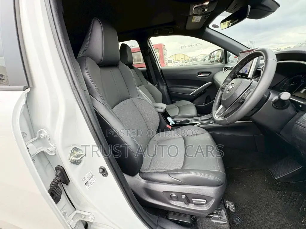 Toyota Corolla Cross Z LEATHER, POINT 4.5 2024