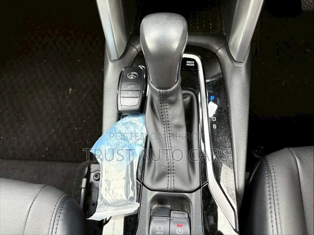 Toyota Corolla Cross Z LEATHER, POINT 4.5 2024