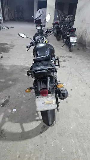 Yamaha FZ . 2015