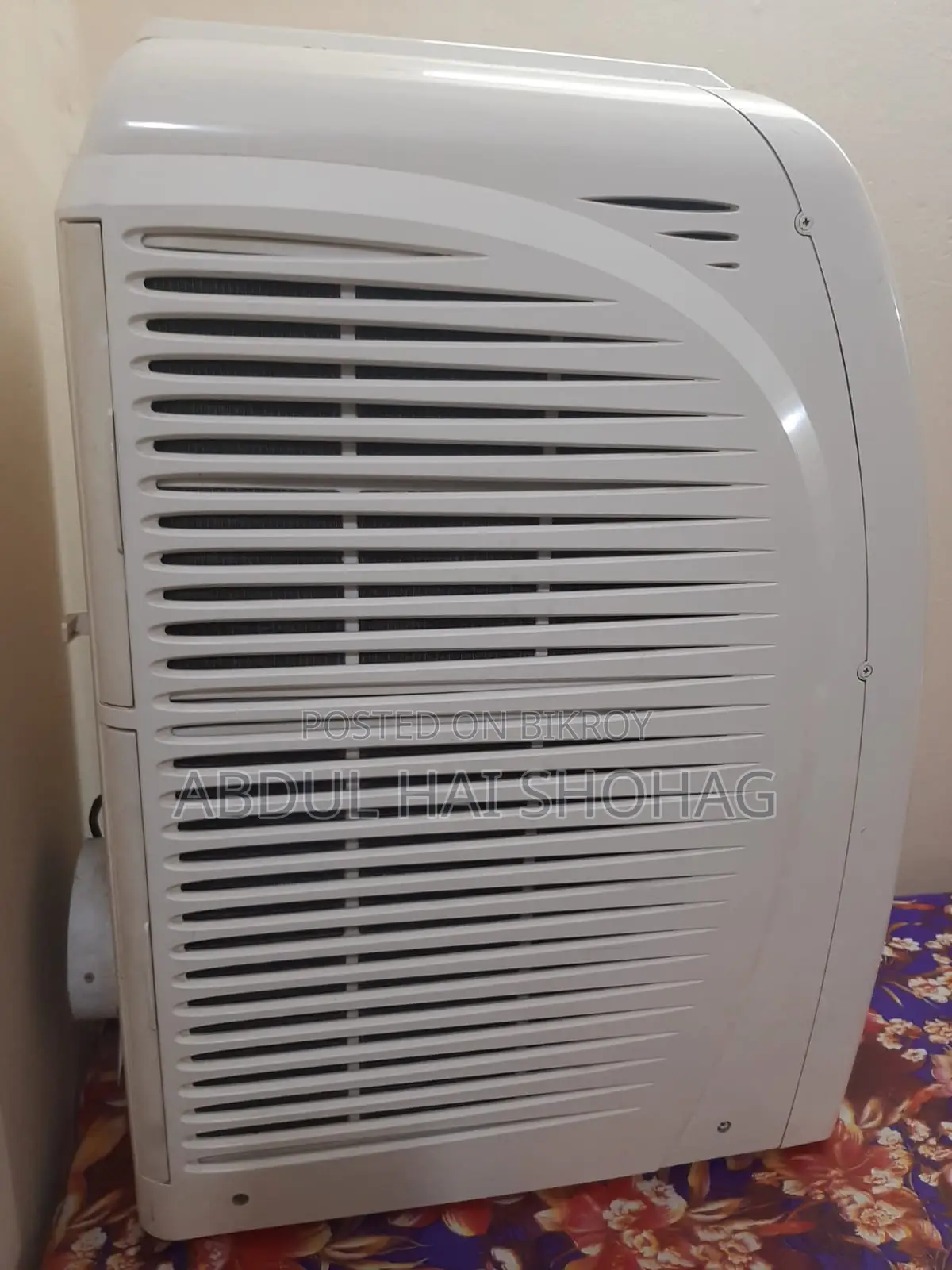 Less used portable Air conditioner urgent sell