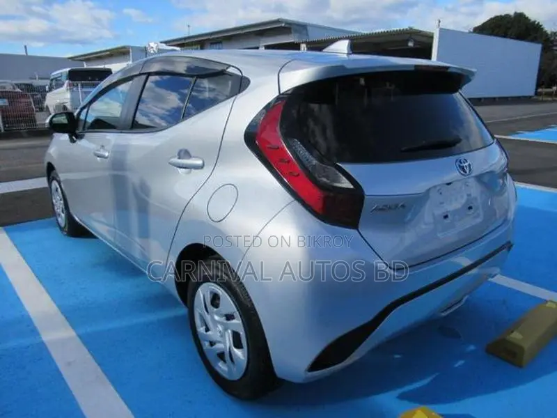 Toyota Aqua G HYBRID 2021