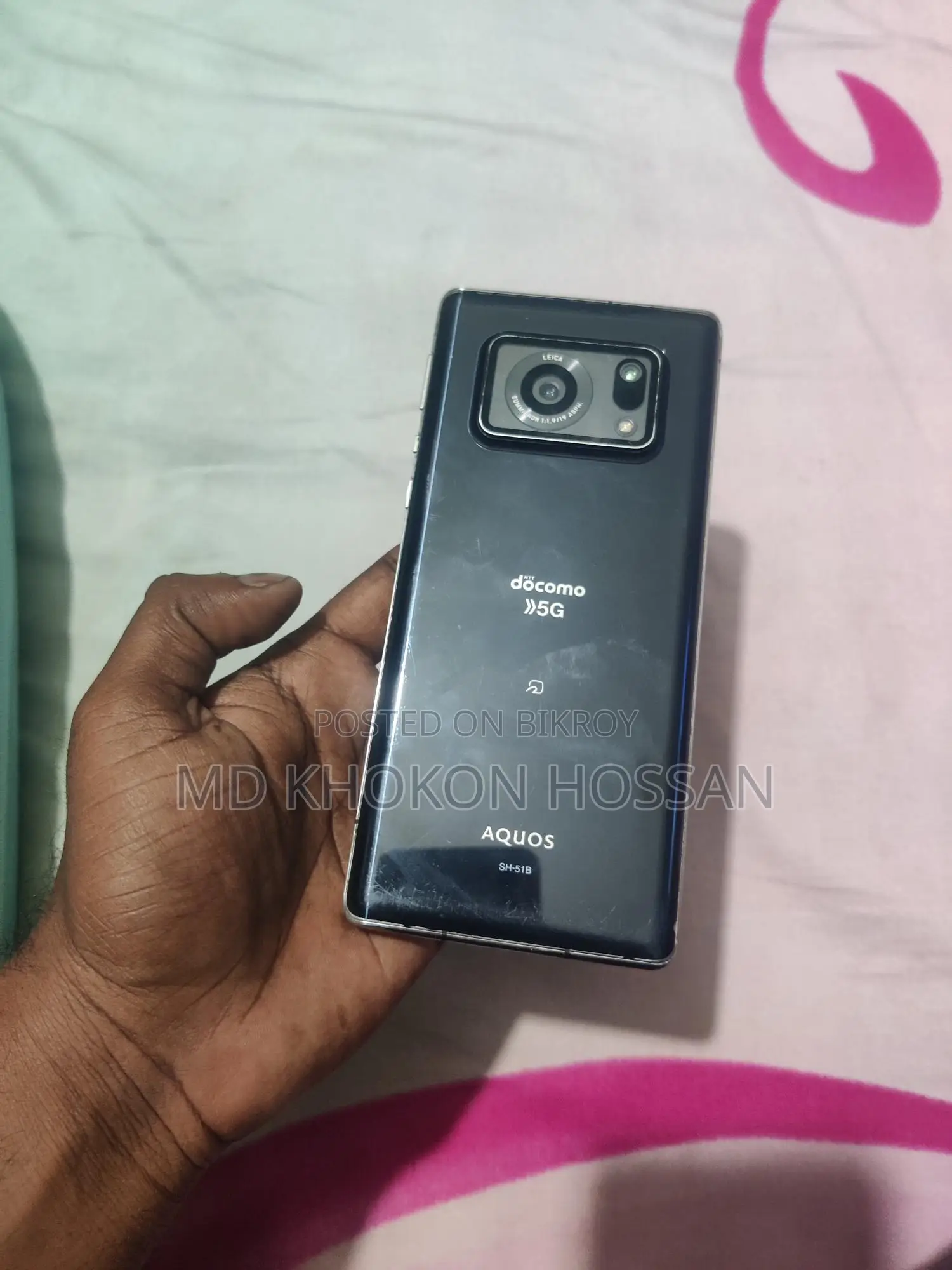 SHARP Aquos R6 . (Used)