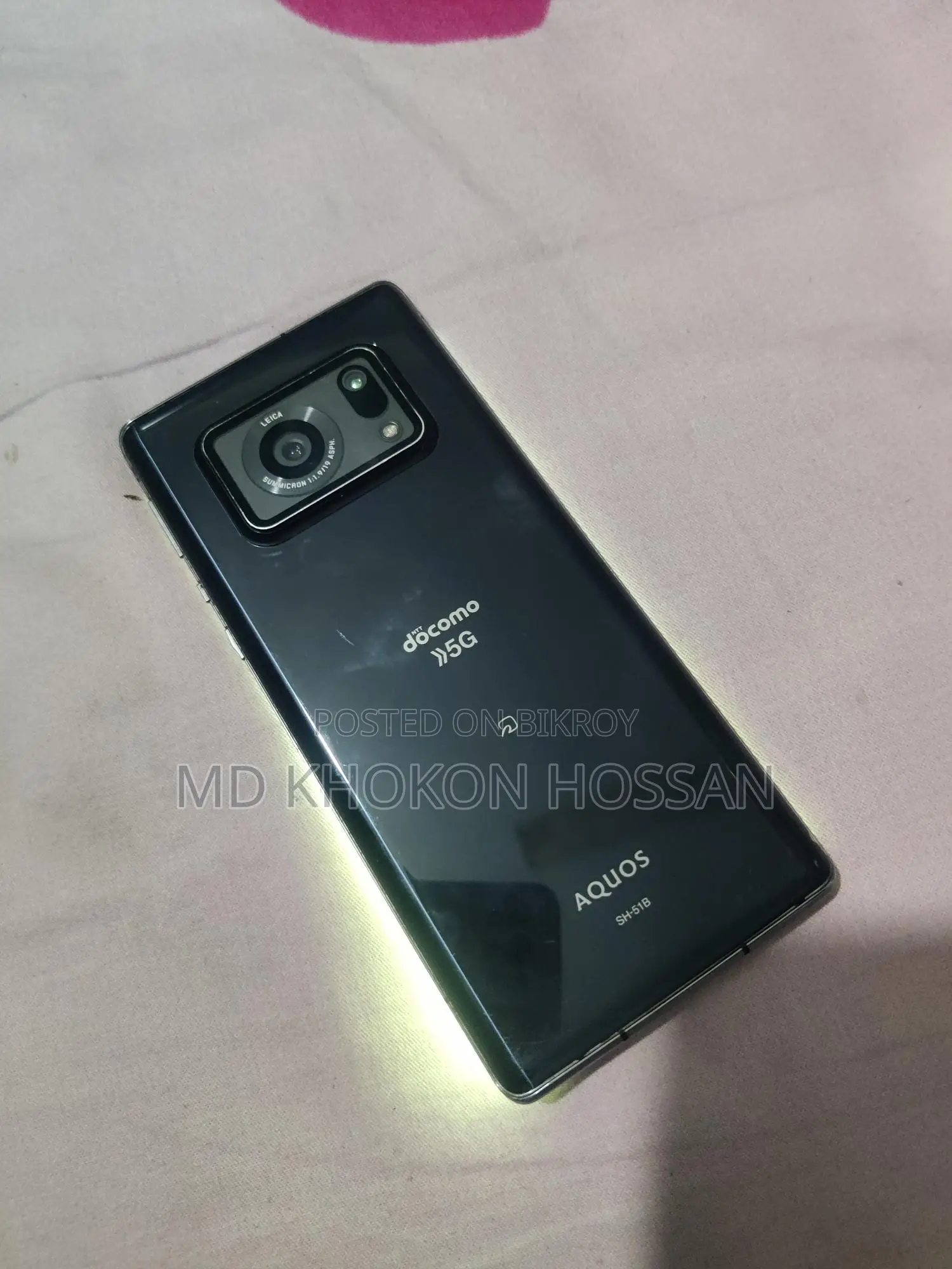 SHARP Aquos R6 . (Used)