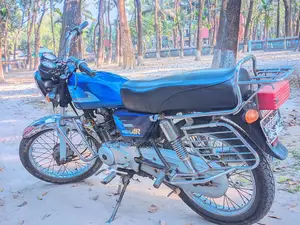 Bajaj Boxer 2012