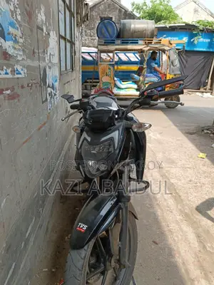 TVS Apache RTR . 2023
