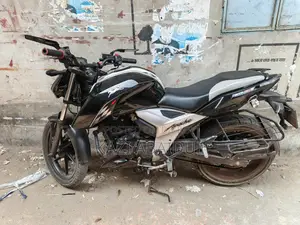 TVS Apache RTR . 2023