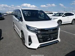 Toyota Noah SI WXB NON HYBRID 2020