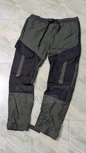 6 Pocket Jogger