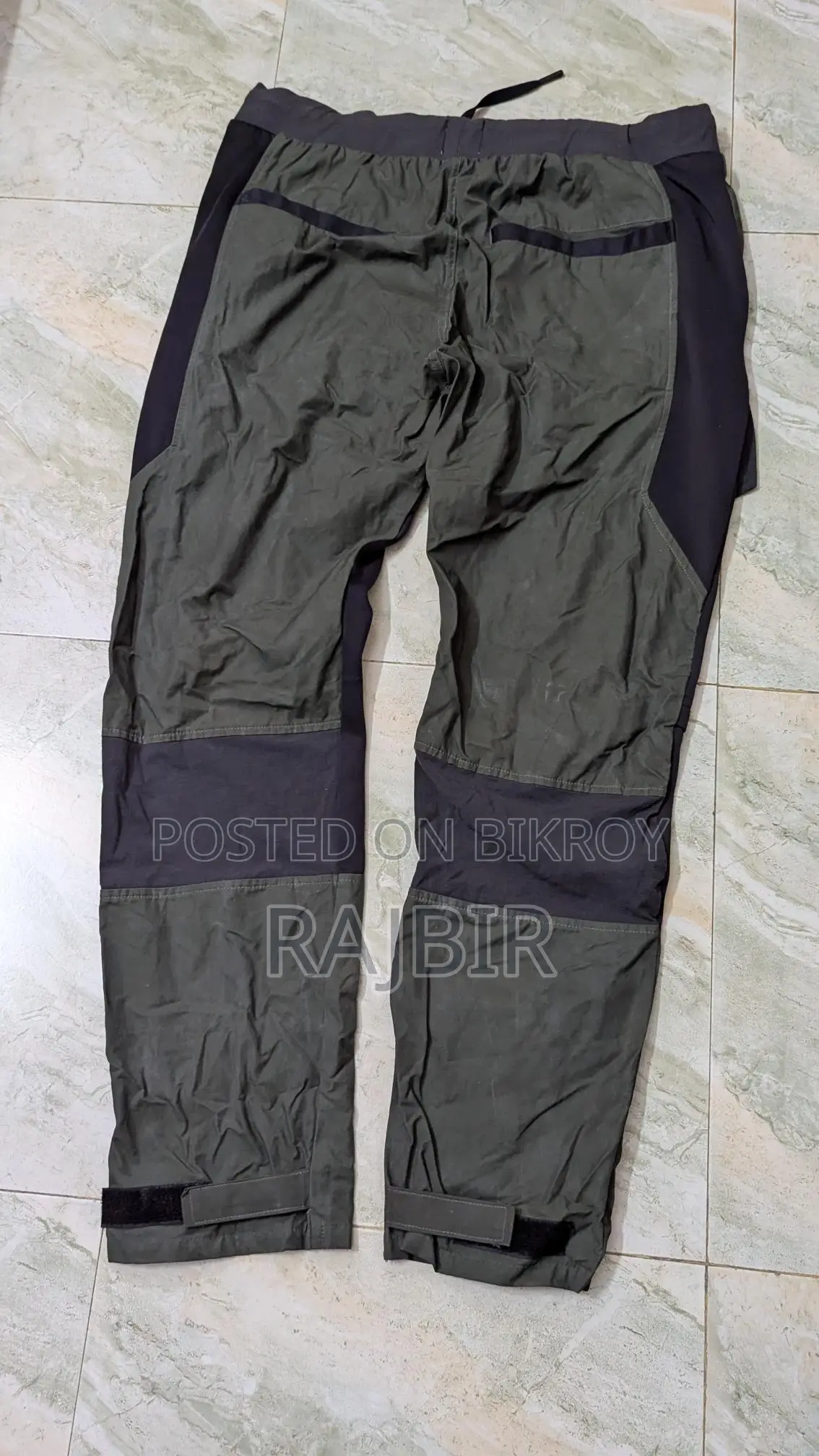 6 Pocket Jogger