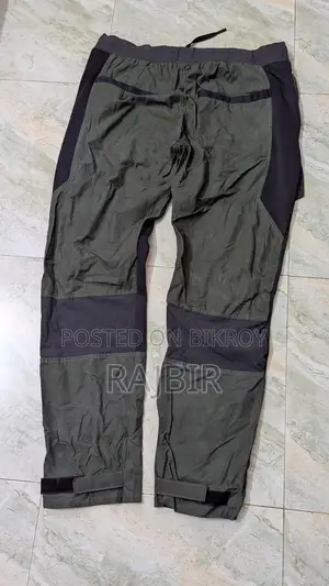6 Pocket Jogger