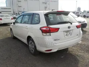 Toyota Fielder EX HYBRID 2022