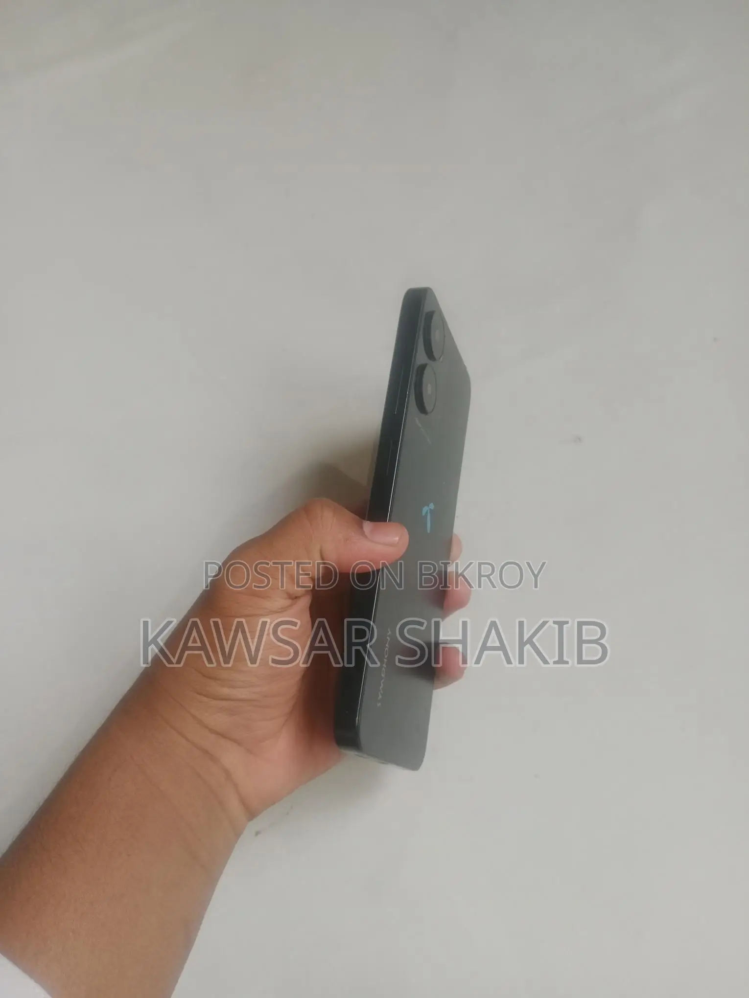 Symphony Atom 5 (Used)