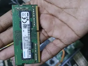 SAMSUNG 4GB DDR4 2400MHz Laptop Ram