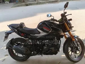 Hero Thriller 160R 2025