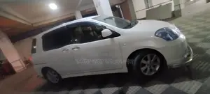 Toyota Raum white 2008