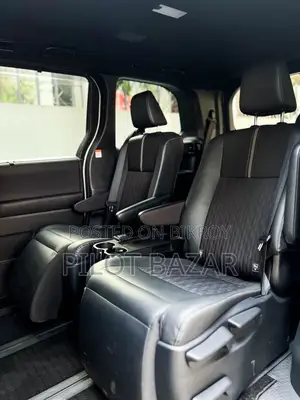 Toyota Noah S-Z Pkg 2022 Hybrid