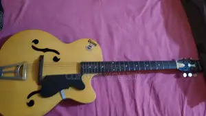 গিবসন গিটার বিক্রয় হবে
