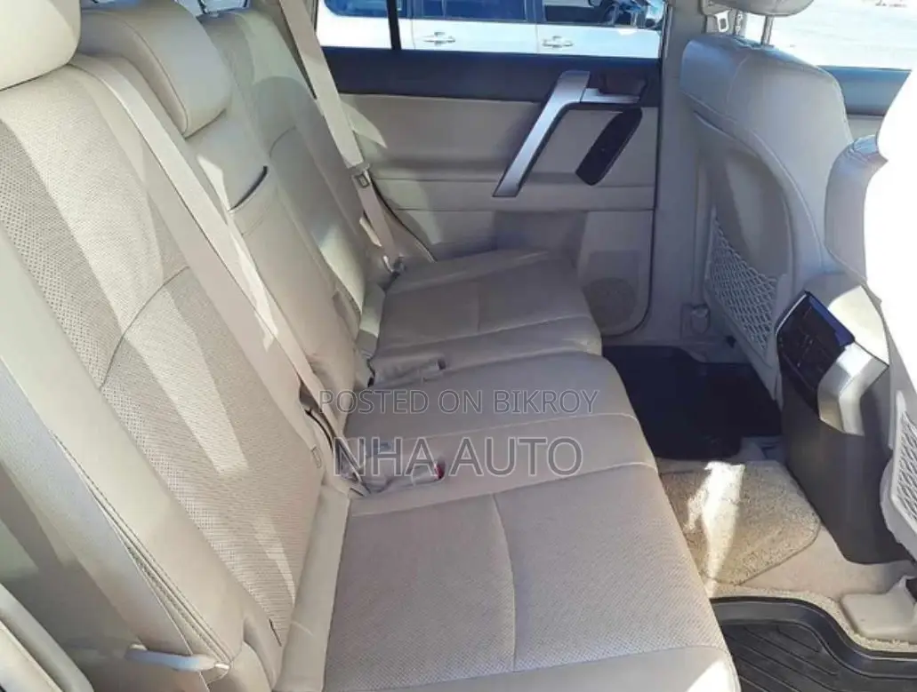 Toyota Land Cruiser Prado 2021