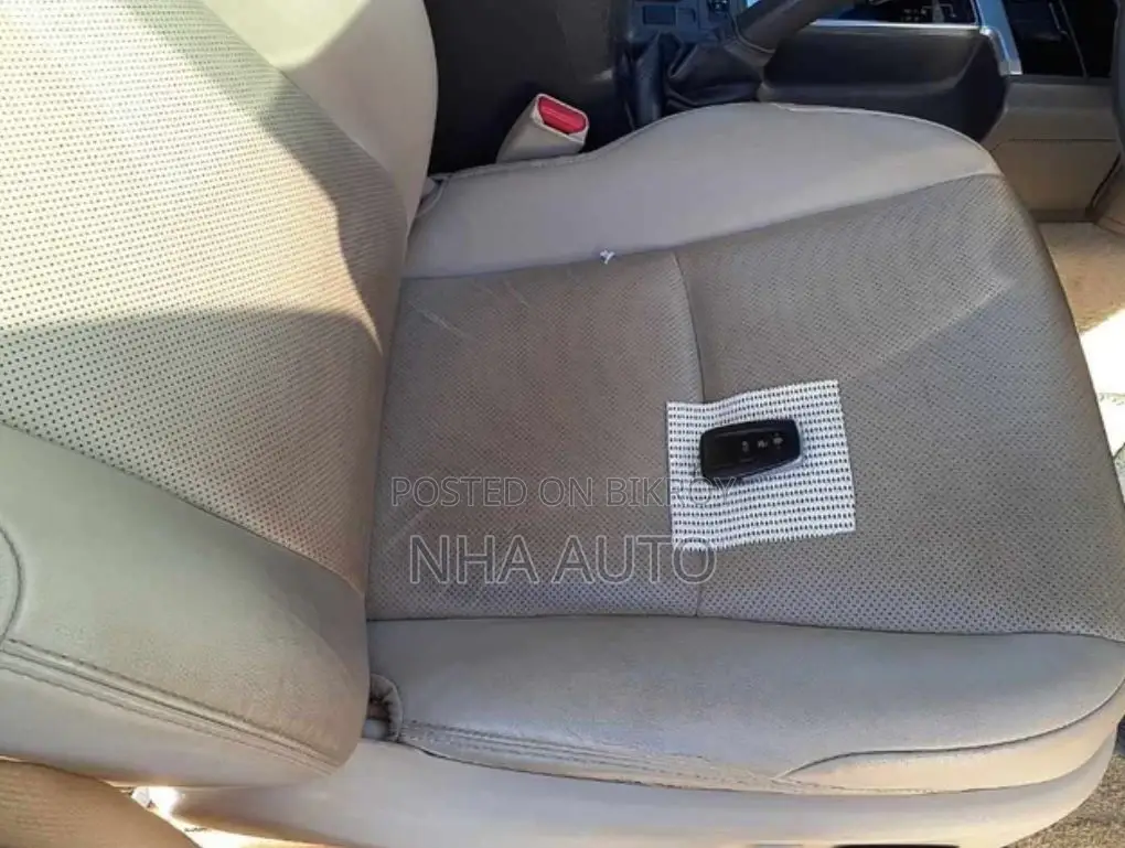 Toyota Land Cruiser Prado 2021