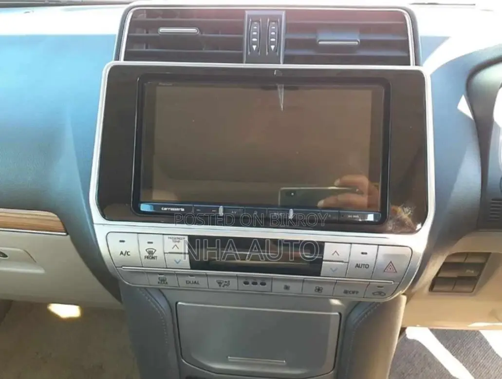 Toyota Land Cruiser Prado 2021