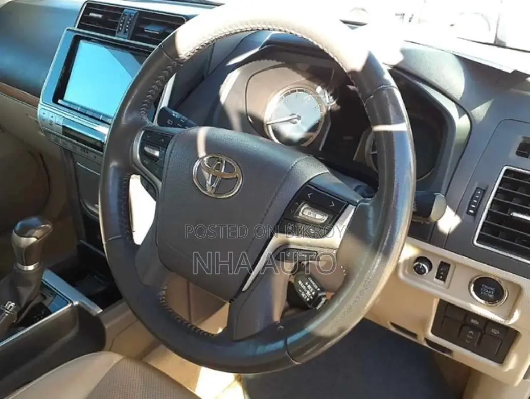 Toyota Land Cruiser Prado 2021