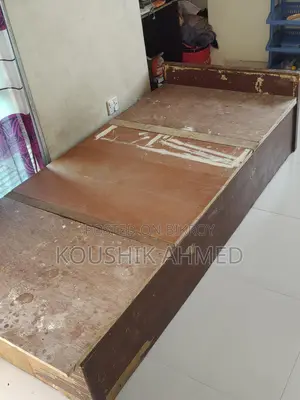 Single Bed (wooden)