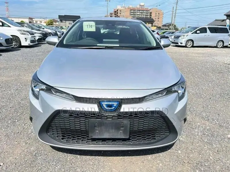 Toyota Corolla GX HYBRID SILVER 2020