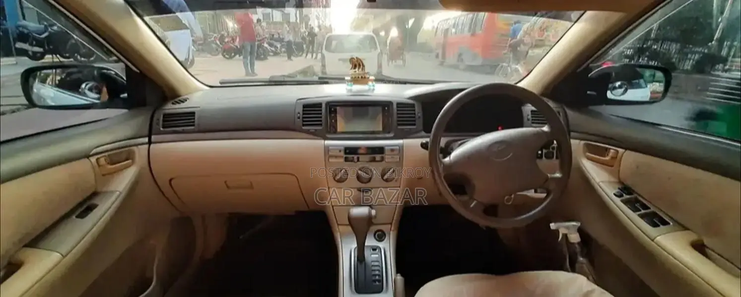 Toyota Corolla Sedan 2004 White