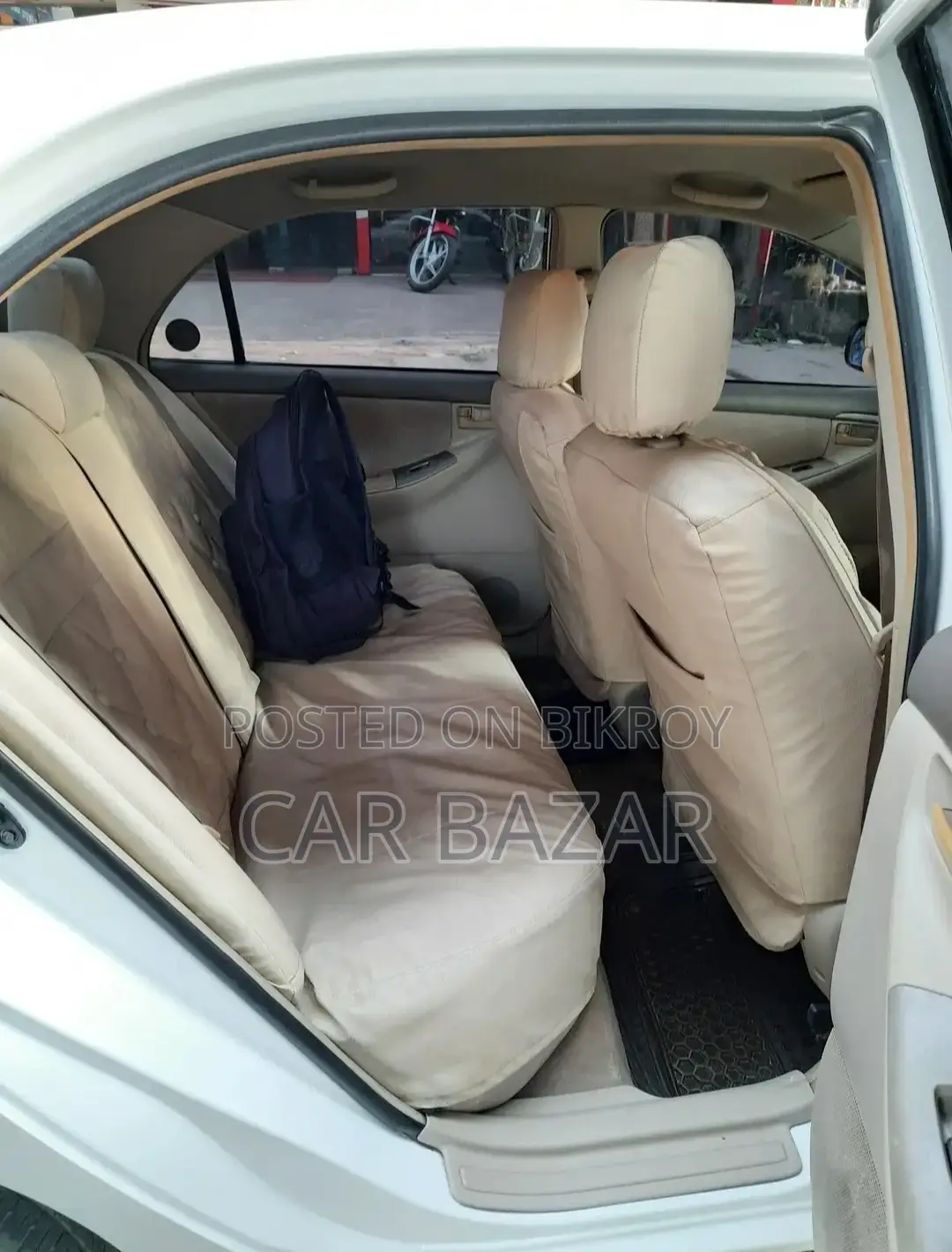 Toyota Corolla Sedan 2004 White