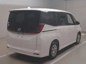 Toyota Noah X PKG NON HYB 2022