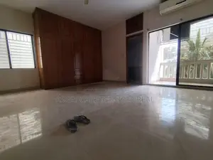 গুলশান-২ এ ৩২০০ বর্গফুটের ৩ বেড সেমি-ফার্নিশড অ্যাপার্টমেন্ট ভাড়া হবে