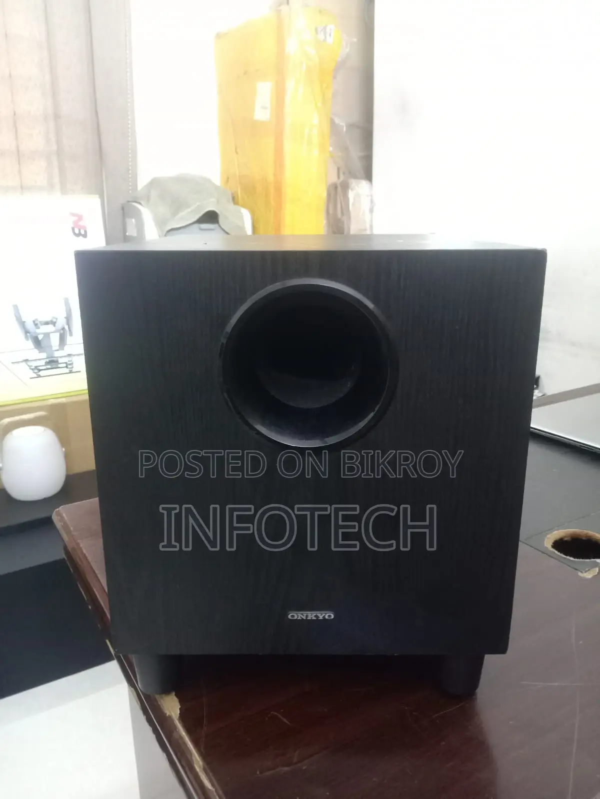 Onkyo Skw-391 Bass Reflex Subwoofer 130 Watt 8" Active Sub