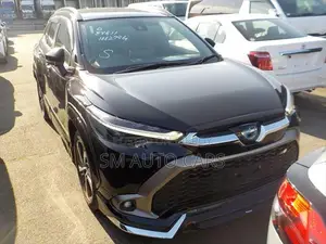 Toyota Corolla Cross Z Black Moonroof 2023
