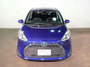 Toyota Sienta HYBRID G 2021