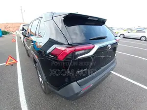Toyota RAV4 G PKG PEARL COLOR 2020