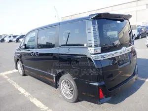 Toyota Voxy ZS 2020