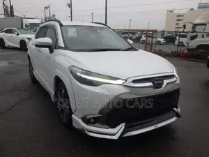 Toyota Corolla Cross 2023 Pearl