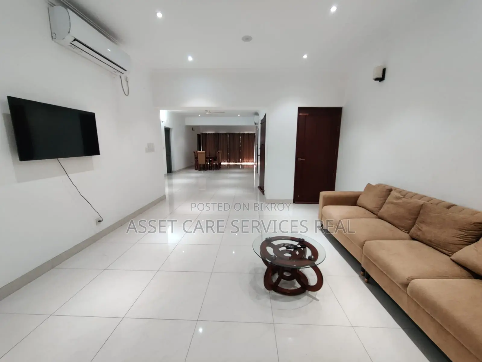 Fully-Furnished Gym-Pool Facilities 4-Bed Apartment for Rent in Gulshan