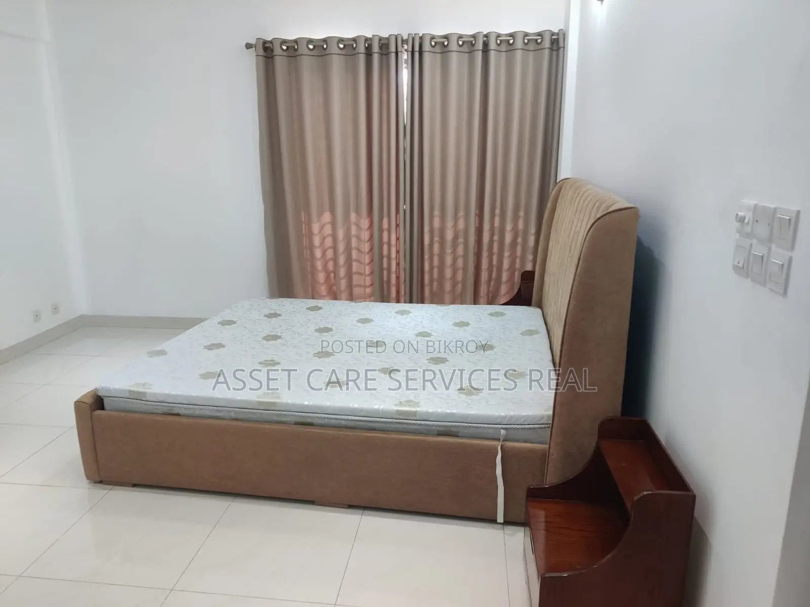 Fully-Furnished Gym-Pool Facilities 4-Bed Apartment for Rent in Gulshan